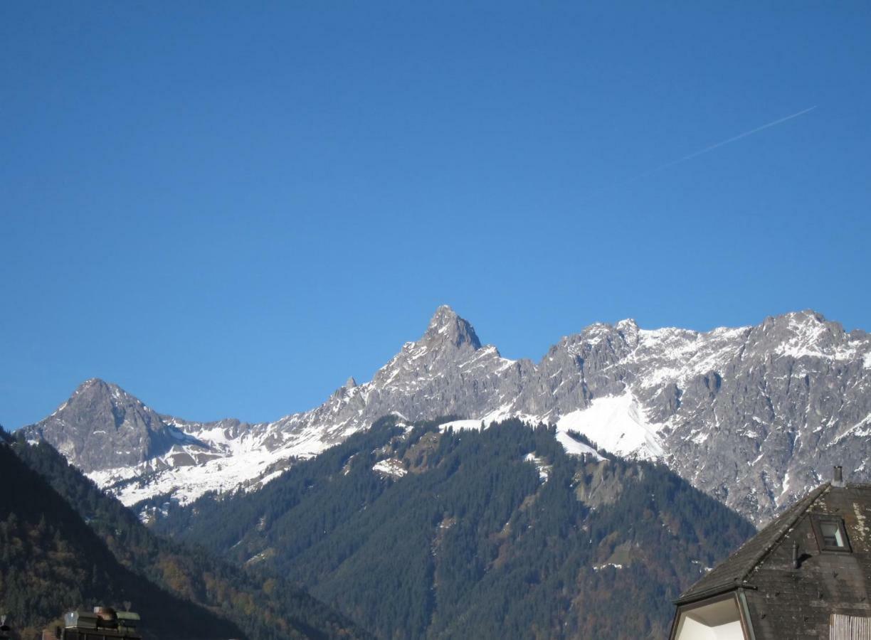 Appartement Dorfplatz Schruns ภายนอก รูปภาพ